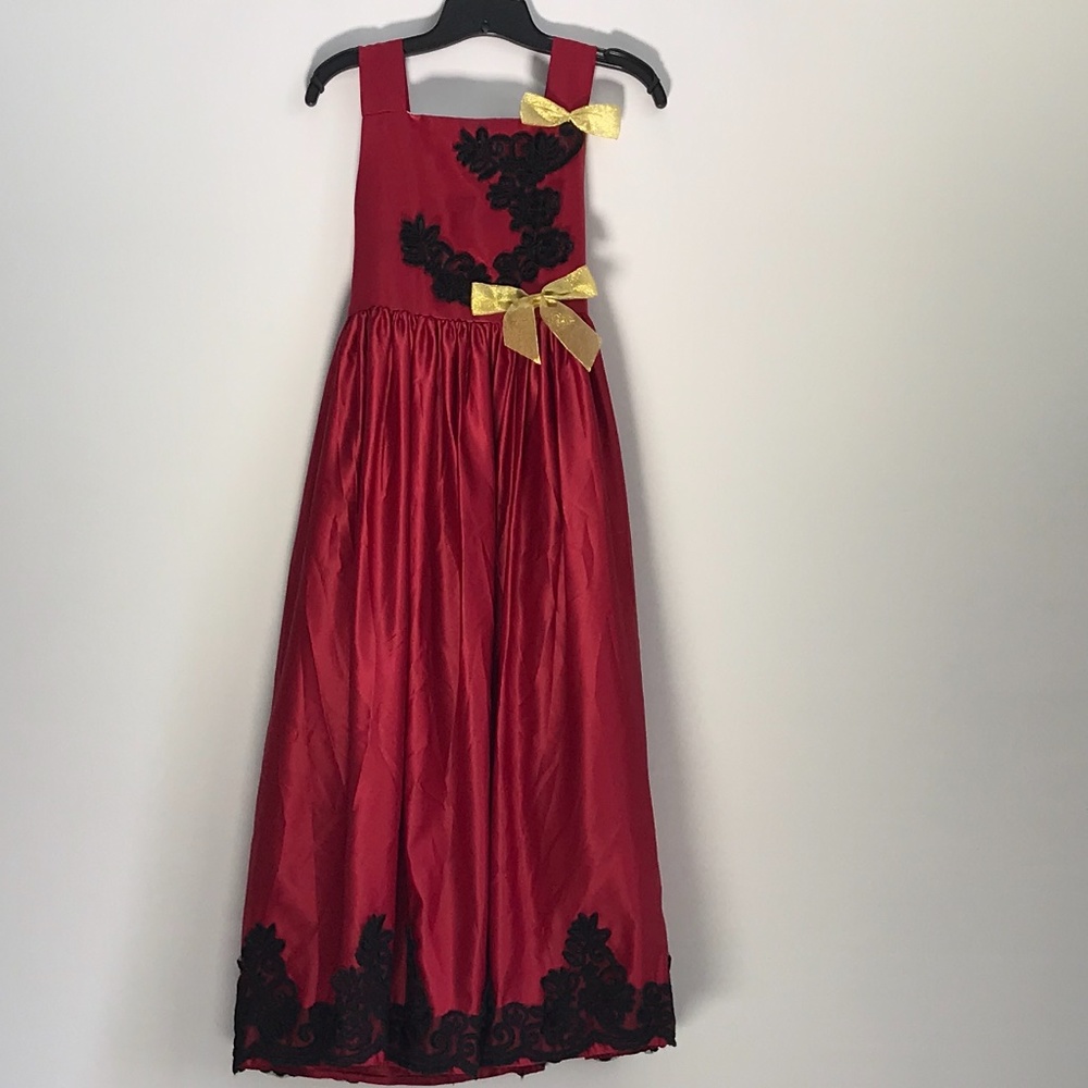 GIRLS LONG FORMAL DRESS SIZE 9-12